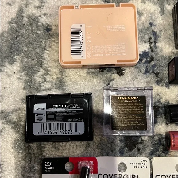 Makeup bundle